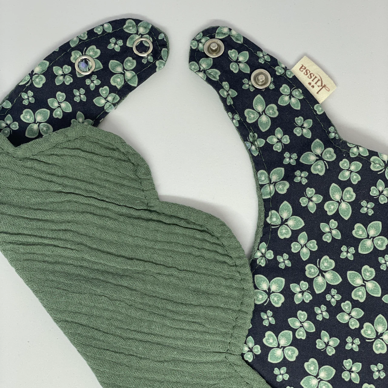 Midnight Clover fabric up close